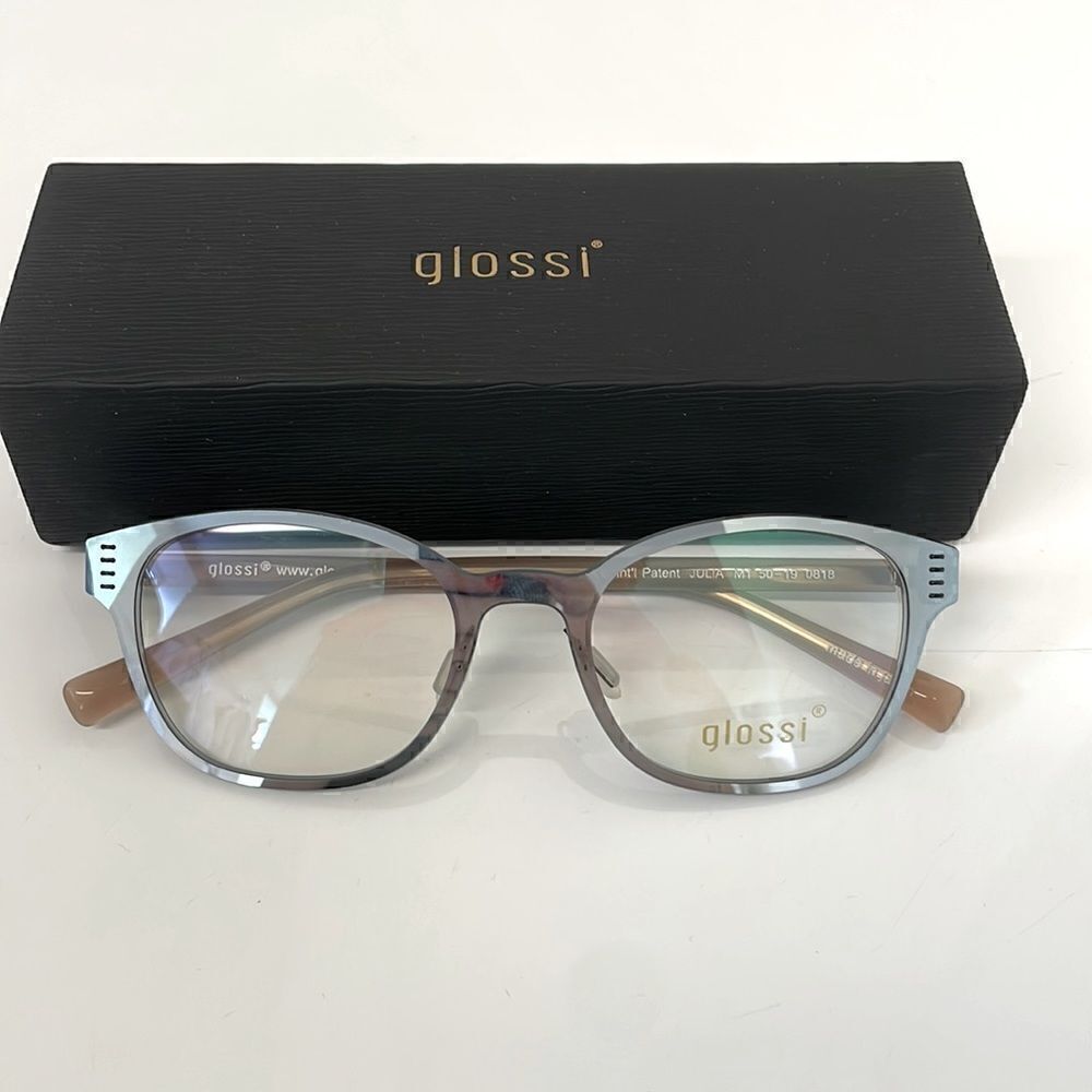 GLOSSI Super Lightweight and Flexible Eyeglasses